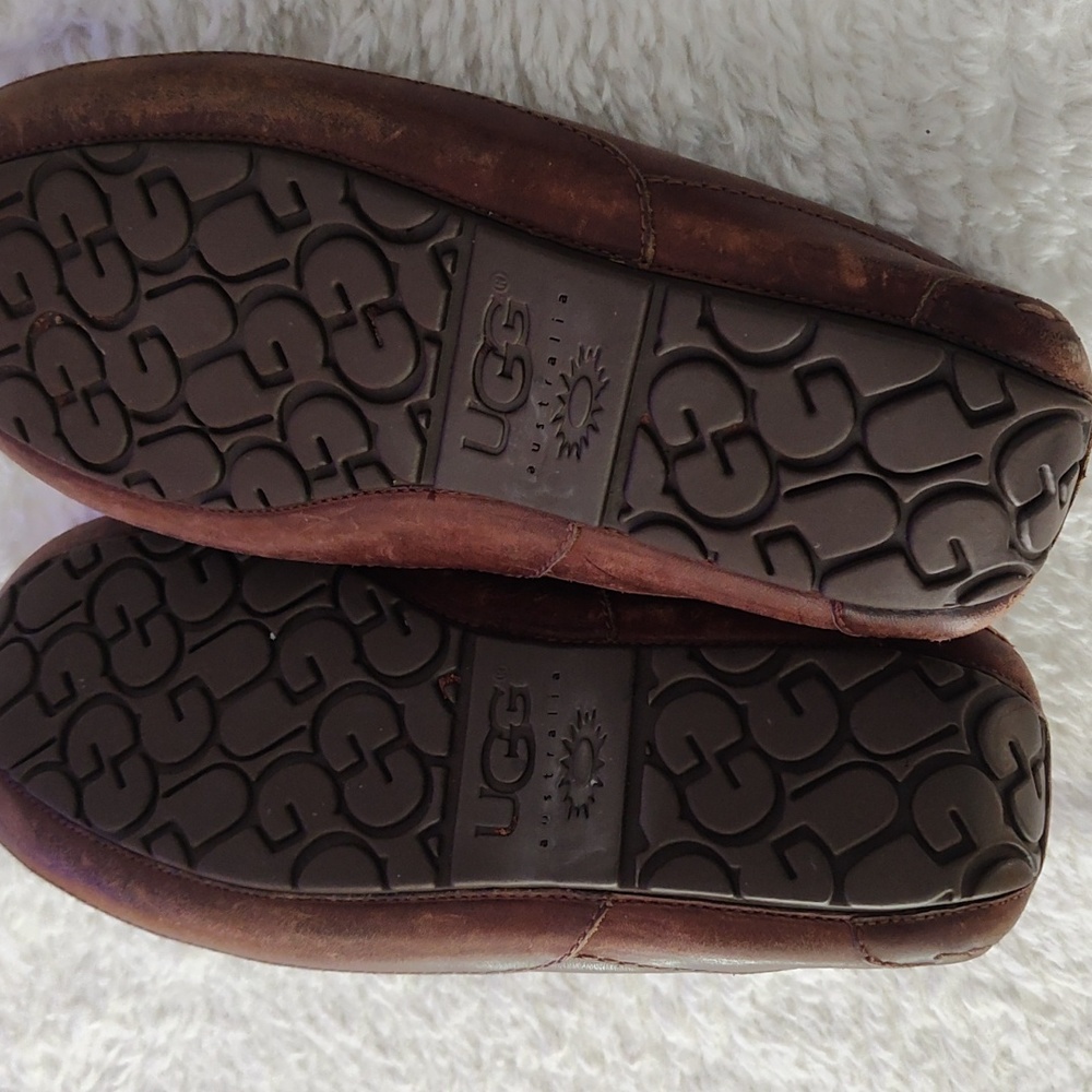 Men's UGG slippers size 10 - Picture 4 of 6